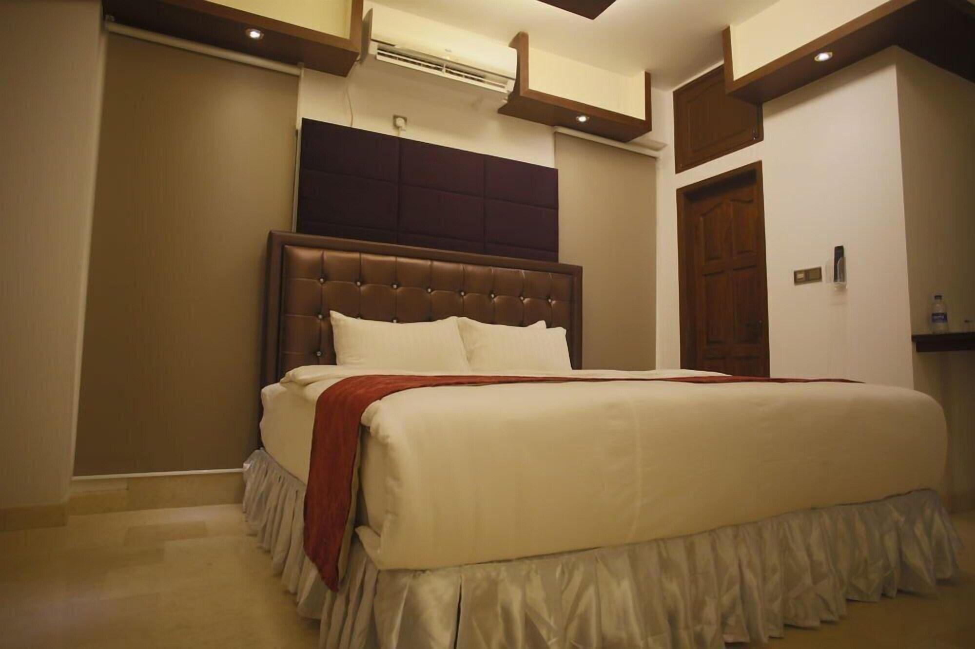 Monsoon Inn Dhaka Exteriör bild
