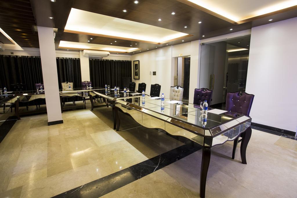 Monsoon Inn Dhaka Exteriör bild